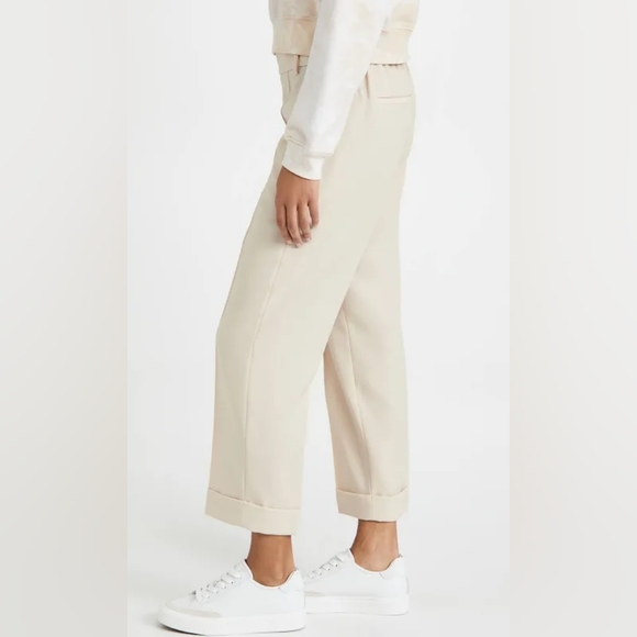 Vince Cuffed Tapered Pull-On Pant in Sandstone Crepe, XS - Picture 3 of 16